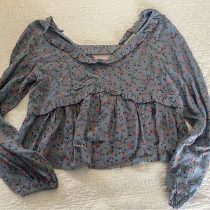 Cute floral top , new without tags